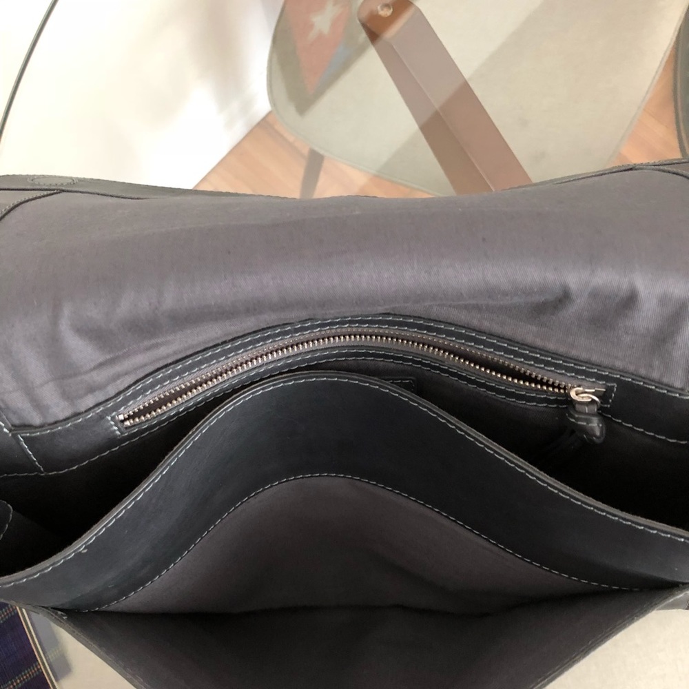 Allsaints : python embossed large clutch/case - Picture 4 of 4